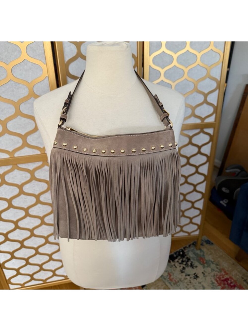 MICHAEL Michael Kors Beige Suede Fringe Boho Studded Billy Shoulder Purse Bag - Picture 12 of 13